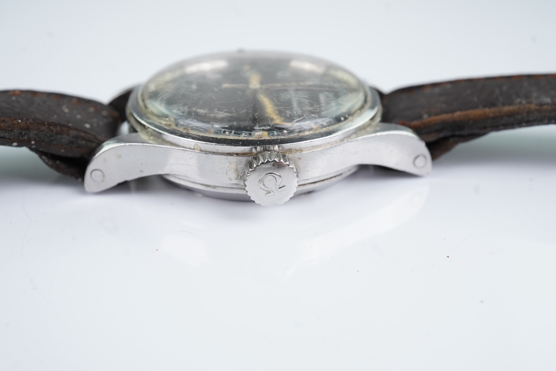 A gentleman's stainless steel Omega R.A.F. issue 6B/542 British military manual wind wrist watch, issued only in 1953